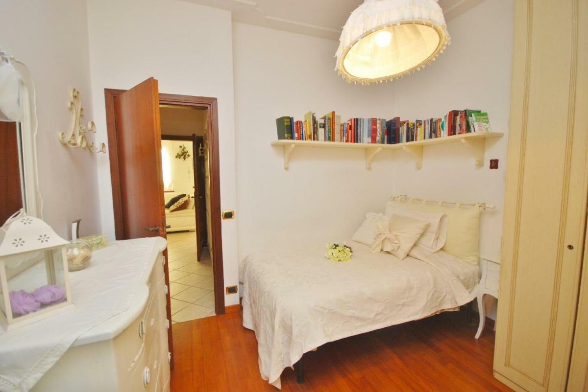 Raffinato Attico Vicino Al Mare Con Solarium Lido Di Camaiore Bagian luar foto